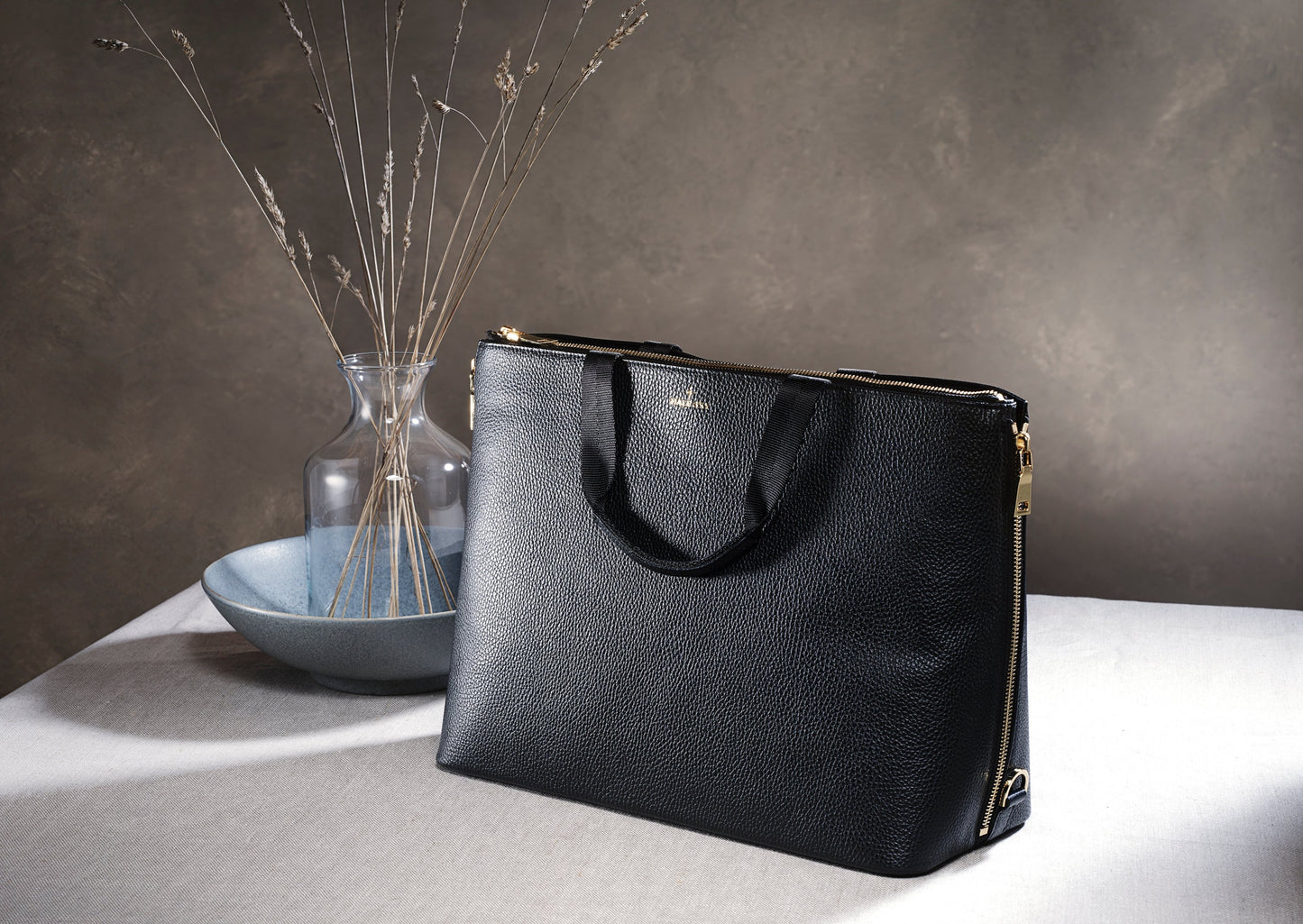 Hale Sky Convertible Handbag: Brief